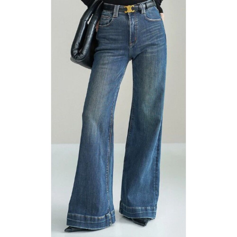NWT Commense Midrise Bootcut Denim Jeans Medium Wash - Size Medium